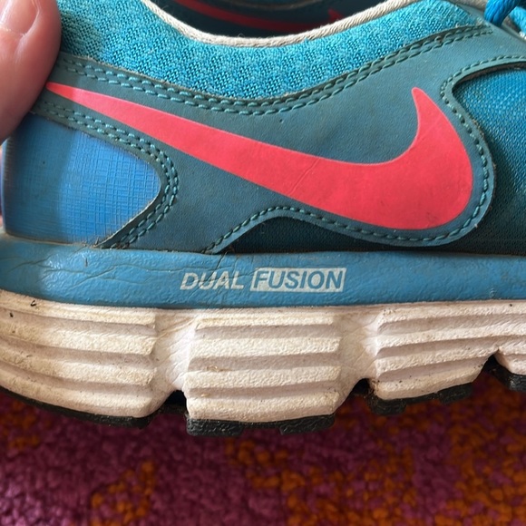 WOMENS 11.5 DUALFUSION ST2 nike RUNNING SHOES - Picture 3 of 9